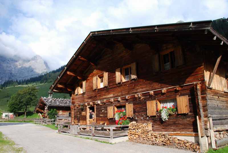 Eine Ahornboden Übernachtung in der Engalm mitten im Karwendel, einfach und urig