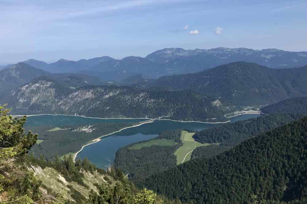 Der Sylvensteinsee bei Bad Tölz, Drehort "Gipfelstürmer - Das Berginternat"