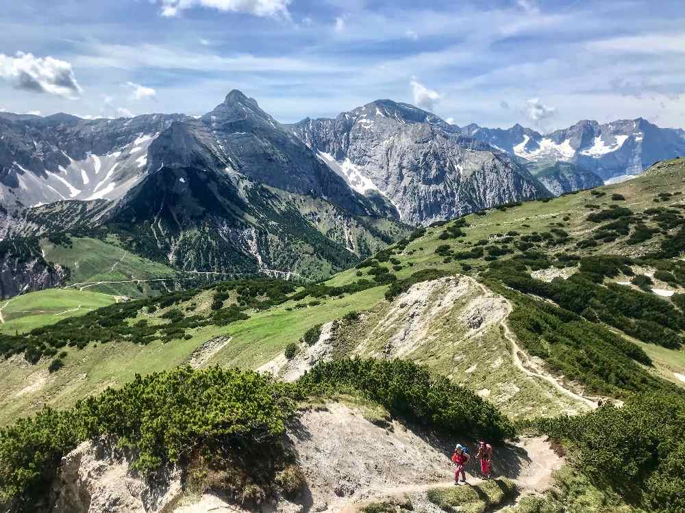 So schön sind die Berge der Gegend. Willst du selbst mal dort hin?