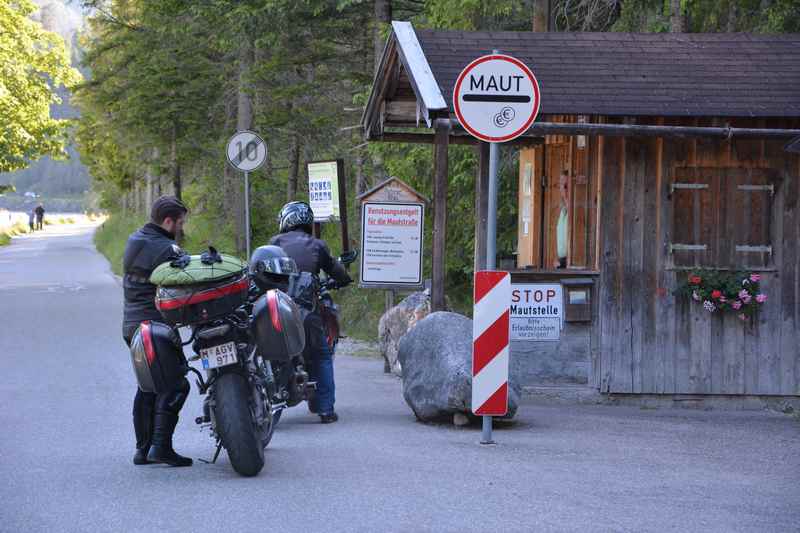 Bezahlt wird an der Mautstelle in Vorderriß oder Wallgau