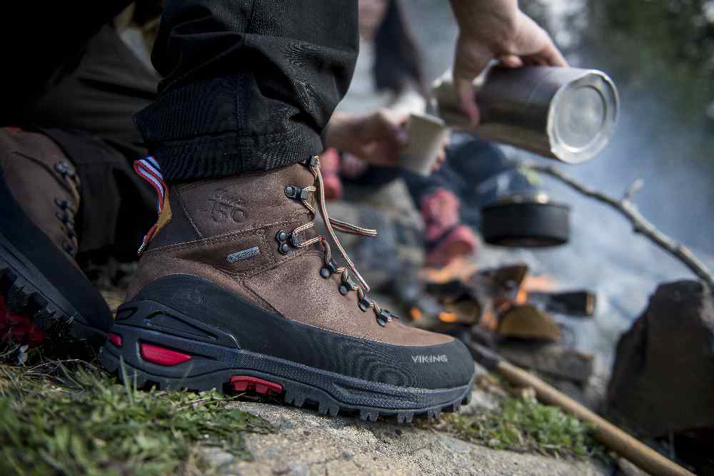 Feste Wanderschuhe - je mehr Geröll und anspruchsvoller der Weg, desto steifer sollte die Sohle sein!