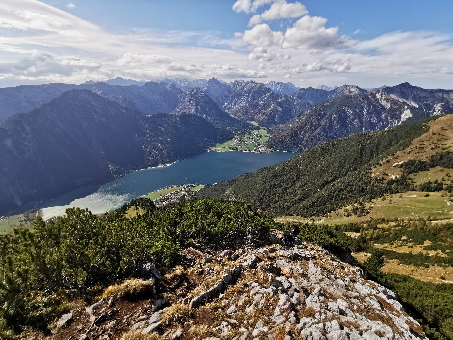 Der schönste Blick auf den See: Vom Rofan aus gesehen