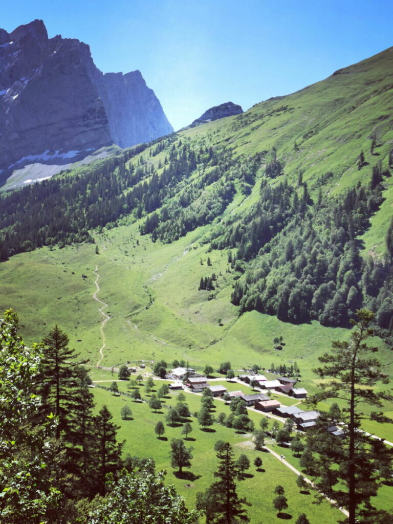 Ahornboden Wanderung - hier kannst du im Karwendel wandern: Von der Eng auf das Hohljoch