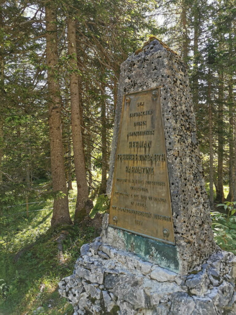 Das ist das Hermann von Barth Denkmal