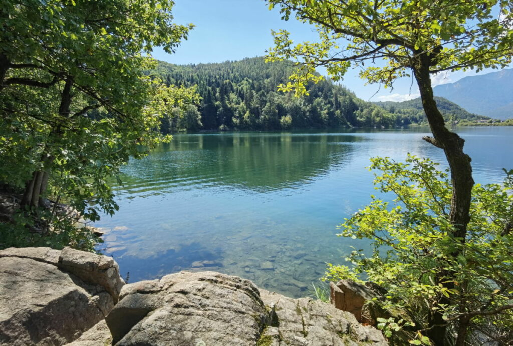 Naturschauspiele Italien - Großer Montiggler See nahe Bozen