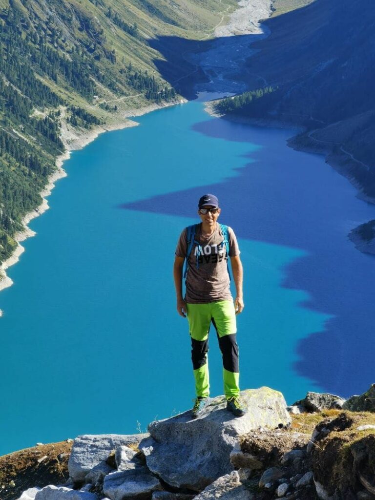 Naturschauspiel Schlegeisspeicher in Tirol