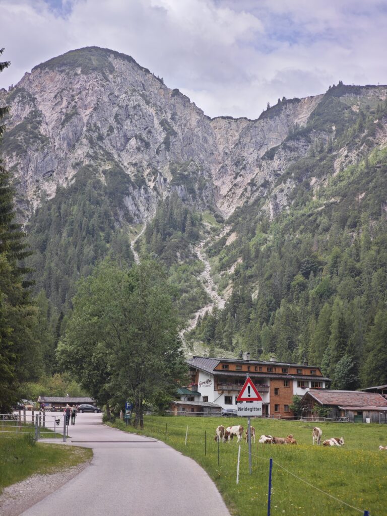 Plumsjochhütte Wanderung