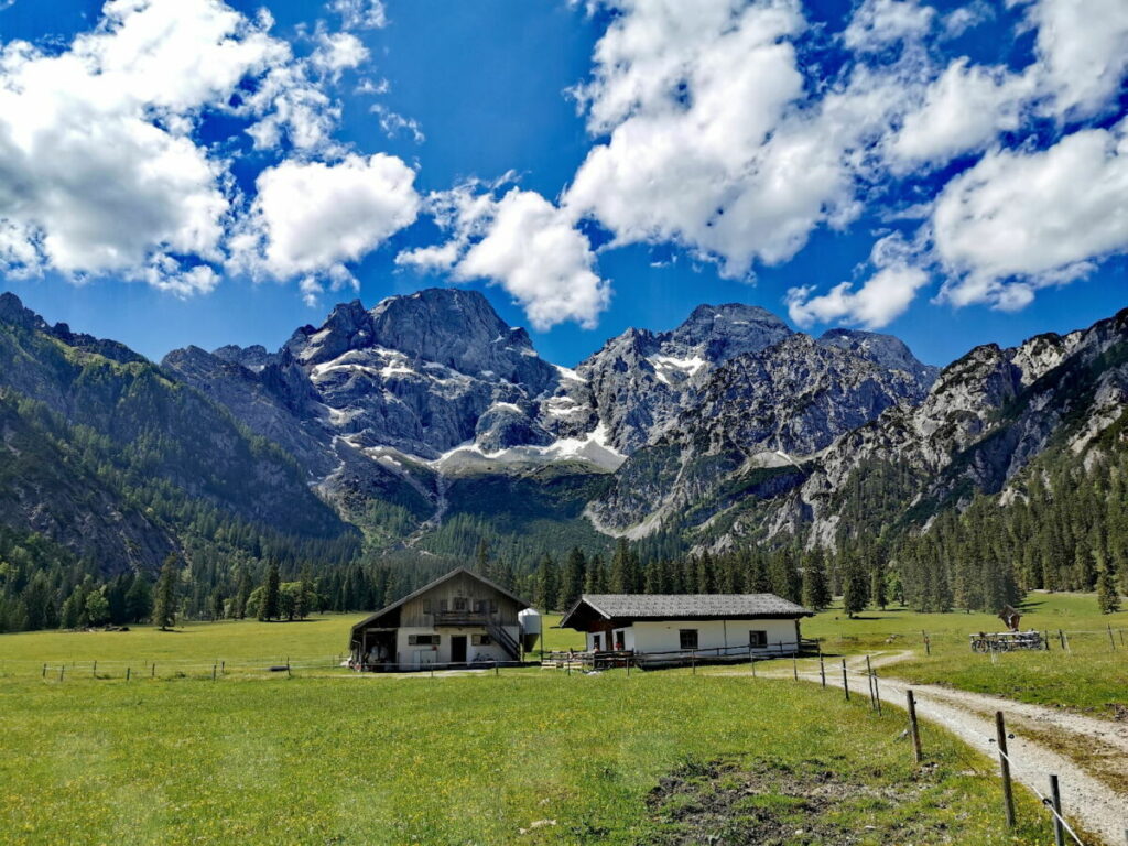 Tolle Wanderung im Karwendel: Zur Rohntalalm ab Hinterriß 